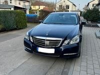 Gebraucht Mercedes E350 Avantgarde 272 PS (200 kW) 2010 Blau Limousine