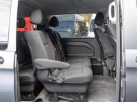 gebraucht Mercedes Vito 119 KOMBI/TOURER PRO L+8-SITZER+LED+STHZG