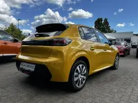 Gebraucht Peugeot 208 Active 101 PS (74 kW) 2020 Gelb Kleinwagen