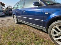 Gebraucht VW Passat 163 PS (119 kW) 2004 Blau Kombi