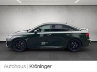 Neu Audi RS3 Sport 400 PS (294 kW) 2025 Grün Limousine