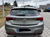 Gebraucht Opel Astra Dynamic 150 PS (110 kW) 2017 Grau Limousine