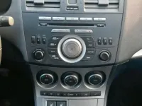Używany Mazda 3 180 KM (132 kW) 2011 Czarny Sedan/Limuzyna