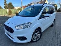 Gebraucht Ford Tourneo Courier Titanium 101 PS (74 kW) 2021 Van / Kleinbus