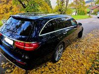 Gebraucht Mercedes E220 AMG 194 PS (142 kW) 2017 Blau Kombi
