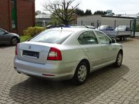 gebraucht Skoda Octavia Lim. 1.4 TSI Ambiente/Shzg/Alu/PDC