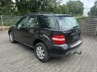 Gebraucht Mercedes ML280 190 PS (139 kW) 2008 Schwarz SUV