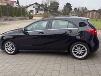 Gebraucht Mercedes A180 122 PS (89 kW) 2013 Schwarz Limousine