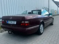 Gebraucht Mercedes E200 136 PS (100 kW) 1996 Rot Cabrio