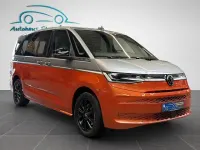 Second-hand VW Multivan Style 150 CP (110 kW) 2024 Portocaliu Monovolum