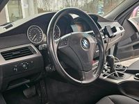 Gebraucht BMW 520 170 PS (125 kW) 2004 Silber Limousine