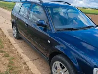 Gebraucht VW Passat 110 PS (80 kW) 2000 Blau Kombi
