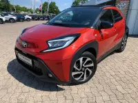 Gebraucht Toyota Aygo X Team 72 PS (52 kW) 2024 Rot SUV