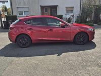 Gebraucht Mazda 3 Nakama 120 PS (88 kW) 2016 Rot Limousine