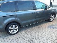 Gebraucht VW Sharan 140 PS (102 kW) 2014 Grau Van / Kleinbus