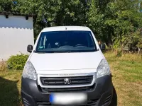 Gebraucht Peugeot Partner 75 PS (55 kW) 2017 Weiß Van / Kleinbus