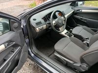 Gebraucht Opel Astra 90 PS (66 kW) 2006 Coupé
