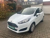 Gebraucht Ford Fiesta Trend 75 PS (55 kW) 2013 Weiß Limousine