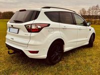 Gebraucht Ford Kuga ST-Line 182 PS (133 kW) 2016 Weiß SUV