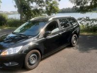 Gebraucht Ford Focus 100 PS (73 kW) 2011 Schwarz Kombi