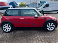 Usata Mini Cooper 116 CV (85 kW) 2005 Rosso Utilitaria