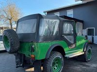 Gebraucht Jeep CJ 150 PS (110 kW) 1974 Grün SUV
