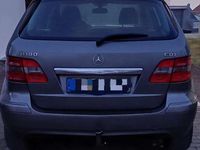 Gebraucht Mercedes B180 109 PS (80 kW) 2009 Van / Kleinbus