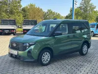 Neu Ford Tourneo Courier Trend 125 PS (91 kW) 2026 Grün Van / Kleinbus