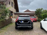 Gebraucht Volvo V60 R-Design 190 PS (139 kW) 2016 Schwarz Kombi