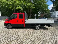 Używany Iveco Daily 136 KM (100 kW) 2017 Czerwony Van
