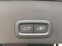 Gebraucht Volvo XC40 Plus 163 PS (119 kW) 2025 Onyx black SUV