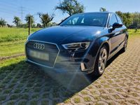 gebraucht Audi A3 30 TFSI sport Limousine mit Werksgarantie