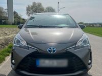 gebraucht Toyota Yaris Hybrid 1,5 Team Deutschland *Kamera*Bremsassistent*