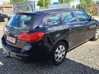 Gebraucht Opel Astra Selection 110 PS (80 kW) 2010 Schwarz Kombi