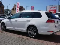 Gebraucht VW Golf VII Highline 150 PS (110 kW) 2019 Weiß Kombi