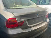 Gebraucht BMW 318 143 PS (105 kW) 2008 Gold Limousine