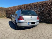 Gebraucht VW Golf 75 PS (55 kW) 2000 Silber Coupé