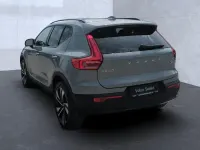 Gebraucht Volvo XC40 Plus 197 PS (144 kW) 2023 Vapour grey / (metallic) SUV