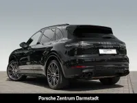 Gebraucht Porsche Cayenne Turbo 549 PS (403 kW) 2019 Tiefschwarz SUV