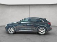 Gebraucht Audi e-tron Advanced 300 kW (408 PS) 2022 Mythosschwarz metallic SUV