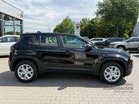 Neu Jeep Avenger Altitude 101 PS (74 kW) 2025 Schwarz SUV