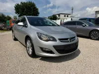Gebraucht Opel Astra 140 PS (102 kW) 2013 Silber Kombi