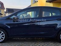 Gebraucht Ford Fiesta Trend 82 PS (60 kW) 2015 Blau Limousine