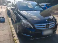 Gebraucht Mercedes B200 156 PS (114 kW) 2014 Schwarz Kleinwagen