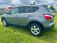 Gebraucht Nissan Qashqai I-Way 150 PS (110 kW) 2013 Grau SUV