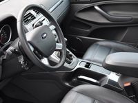 gebraucht Ford Kuga 2x4 TDCI Titanium Panoramadach Leder Winterreifen