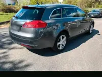 Gebraucht Opel Insignia Sport 160 PS (117 kW) 2012 Grau Kombi