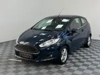 Gebraucht Ford Fiesta Titanium 101 PS (74 kW) 2014 Blau Kleinwagen