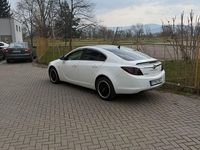 Gebraucht Opel Insignia Edition 110 PS (80 kW) 2011 Weiß Limousine