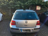 Gebraucht VW Golf IV 102 PS (75 kW) 2002 Silber Kleinwagen